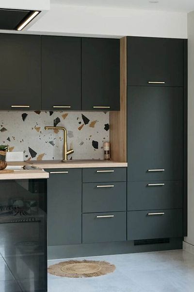 850Wx640H-1.main-la-cuisine-dIris-stetienne