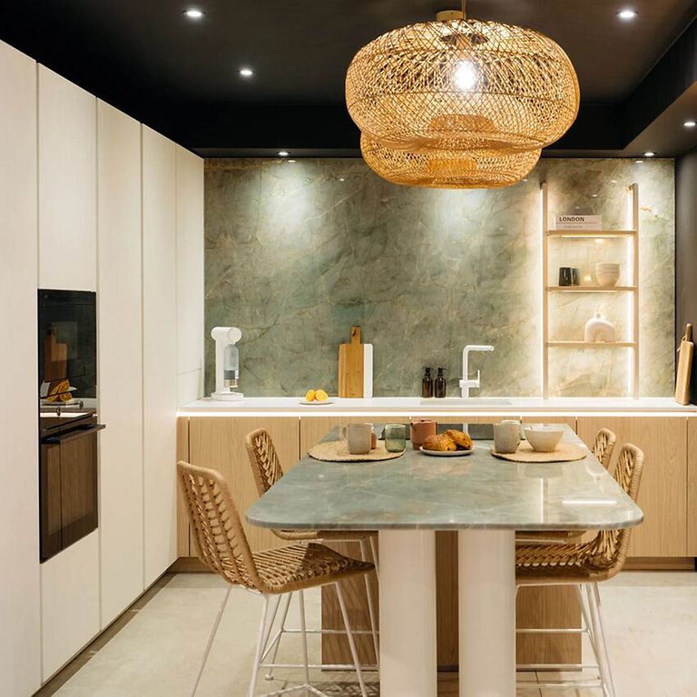 850Wx640H-1.main-la-cuisine-de-sophie-salon