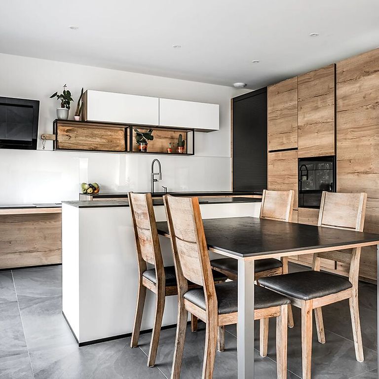 850Wx640H-1.main-la-cuisine-de-Geoffroy-et-Eda-auray