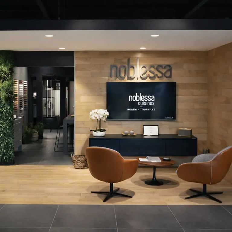 rouen-tourville-showroom-entree
