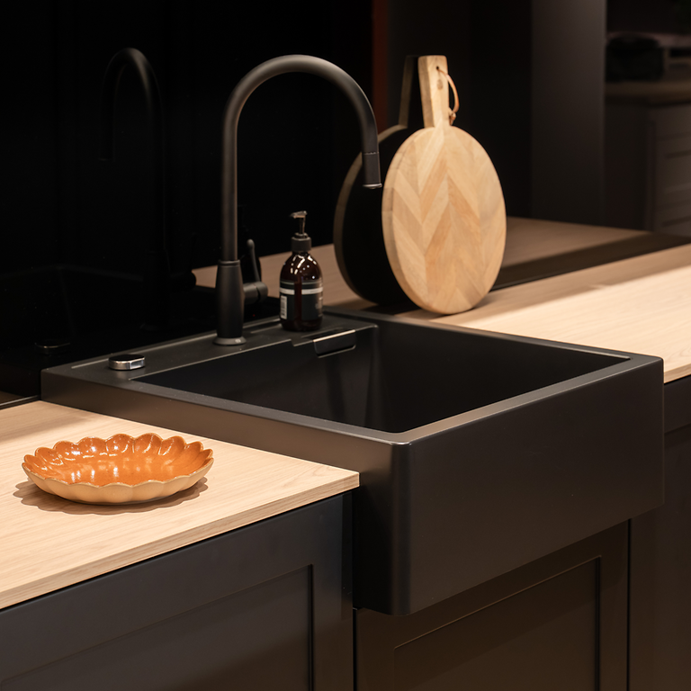 la_cuisine_dIsmir_et_Jeanne_Nice_focus1 la_cuisine_dIsmir_et_Jeanne_Nice_focus1