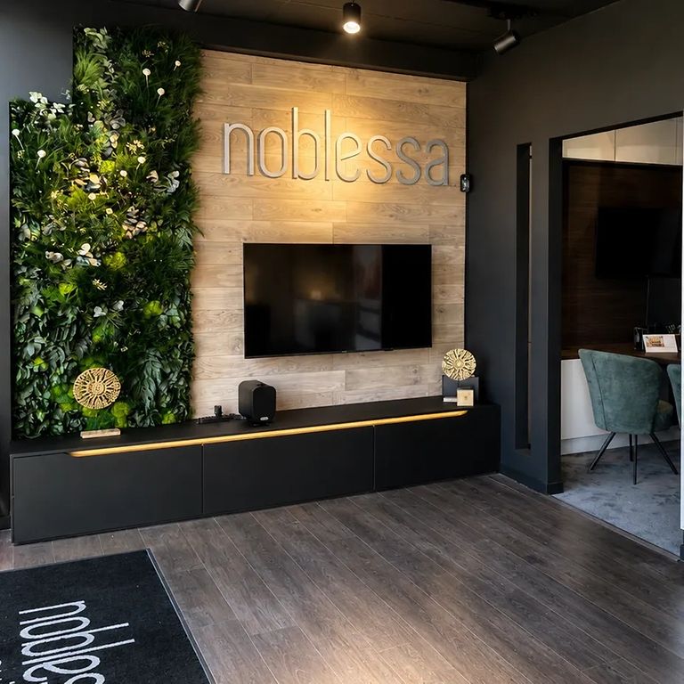 showroom-aubagne-entreemag- showroom-aubagne-entreemag-
