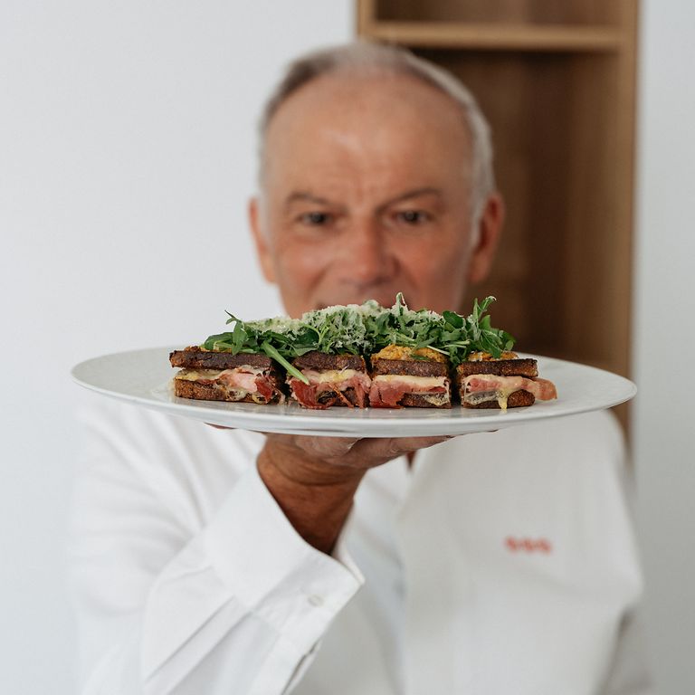 A7207833