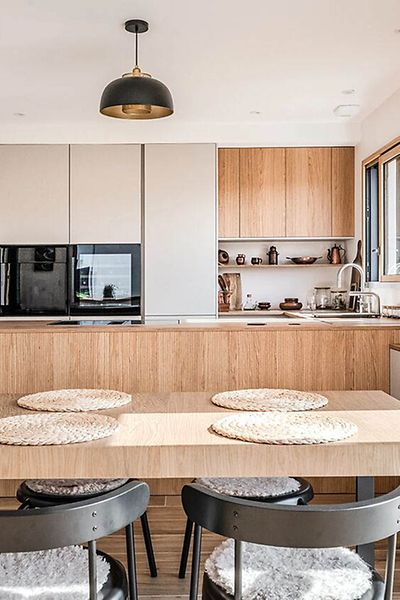 850Wx640H-1-main-la-cuisine-demily