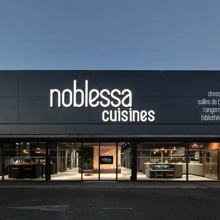 730Wx410H-Noblessa-dax