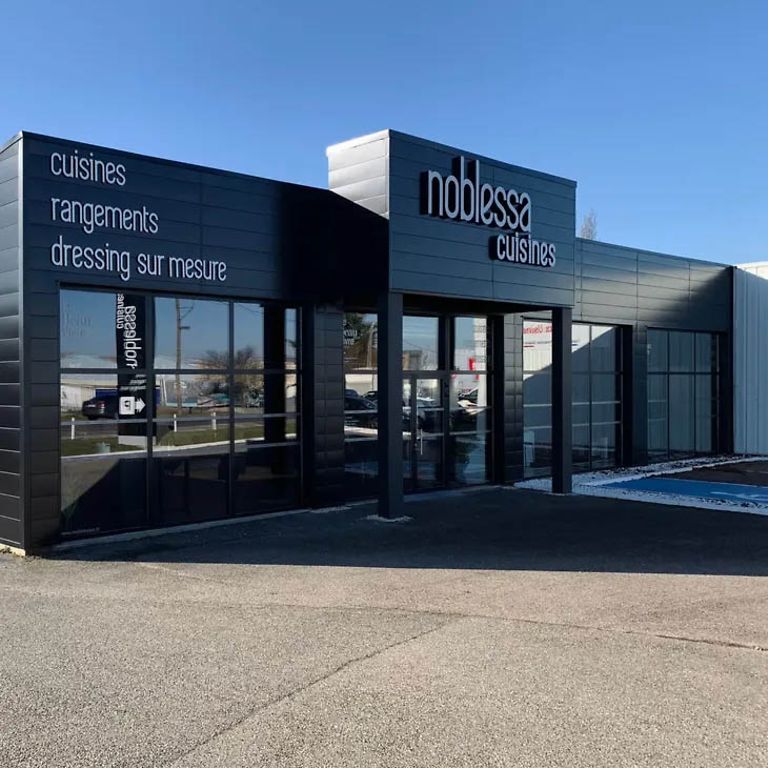 noblessa Lyon Est 730Wx410H-facade-noblessa-st-bonnet