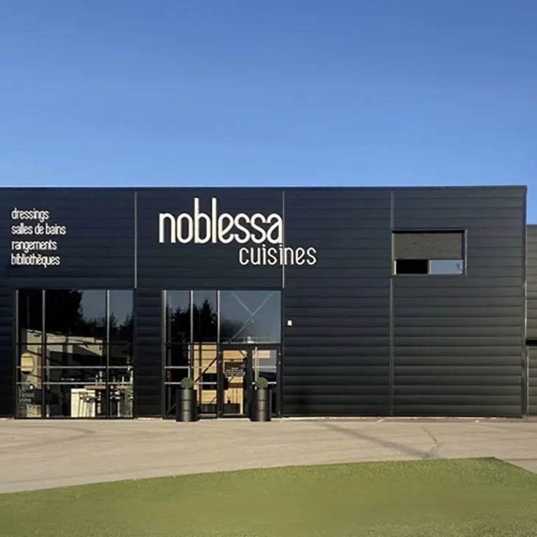 noblessa Saint-Etienne 730Wx410H-facade-noblessa-stetienne